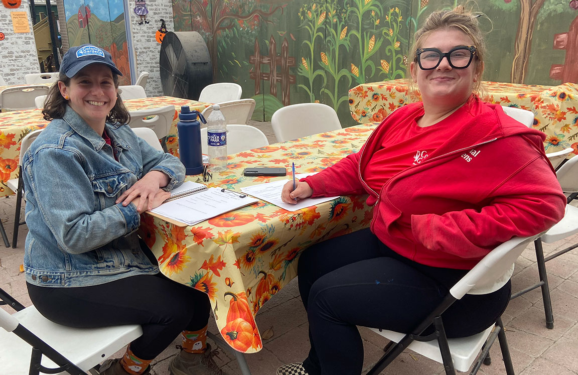 Lindsay and Ashley at Colonial Gardens