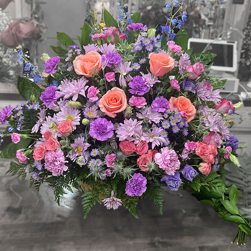 Funeral floor flower arrangement - feminine.