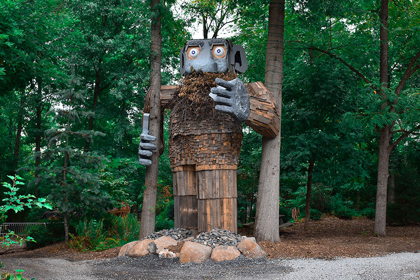 Colonial Gardens Enchanted hayride - Oakheart the Giant attraction.